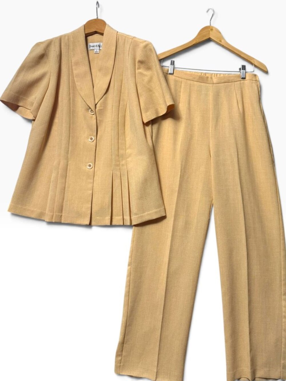 Danny & Nicole Vintage Yellow Two-Piece Pant Suit Size 10 Button Blazer & Pants
